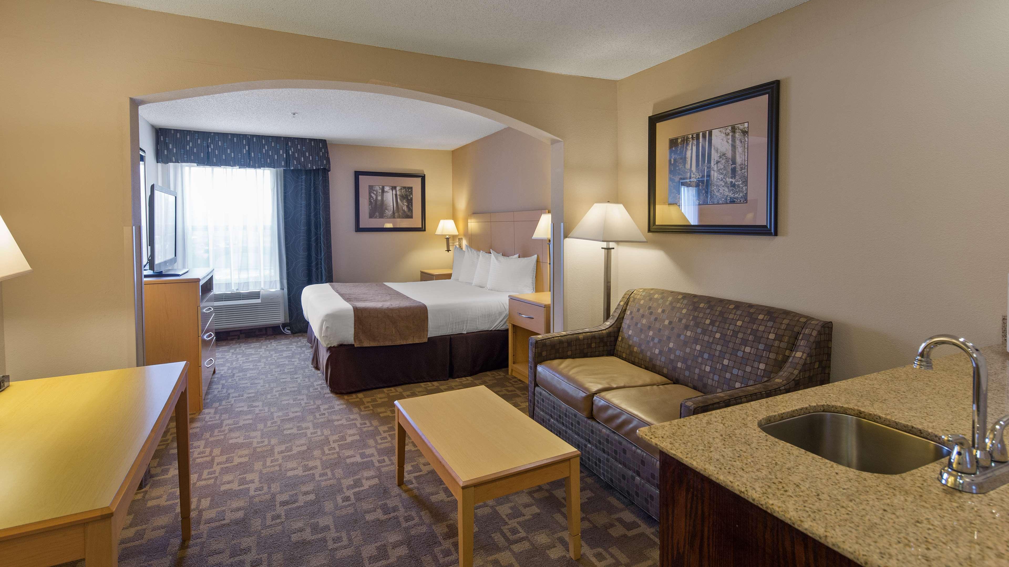 Surestay Plus Hotel By Best Western Roanoke Rapids I-95 Quarto foto